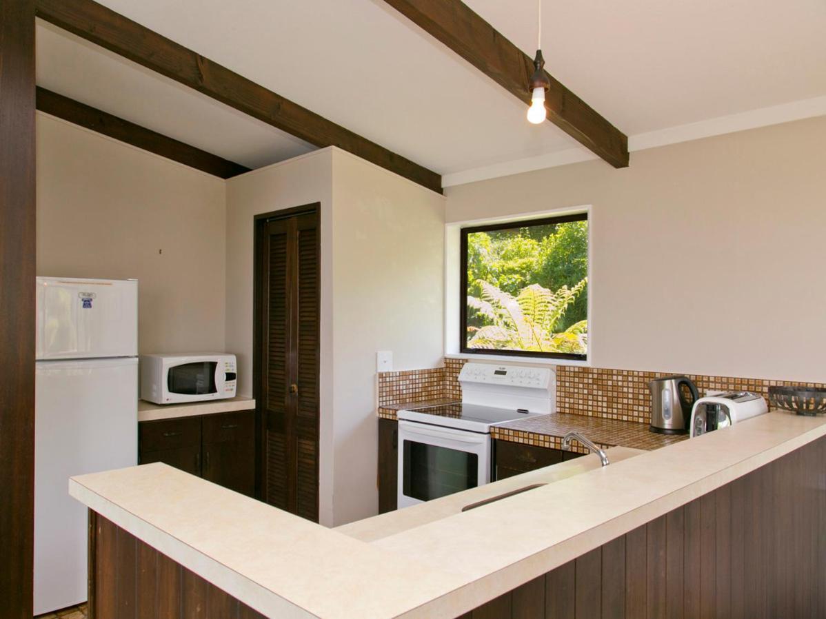 Acacia View At No 3 - Acacia Bay Holiday Home Taupo Dış mekan fotoğraf