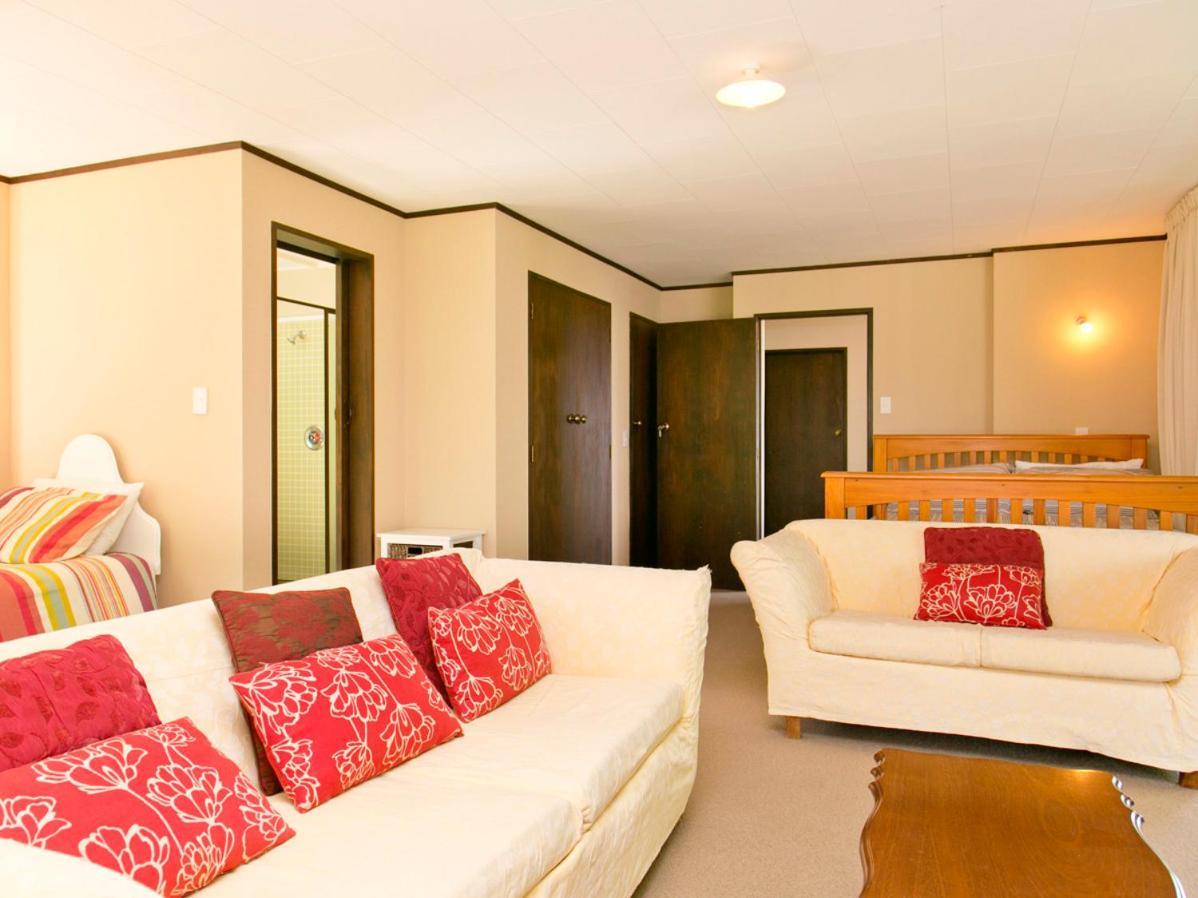 Acacia View At No 3 - Acacia Bay Holiday Home Taupo Dış mekan fotoğraf
